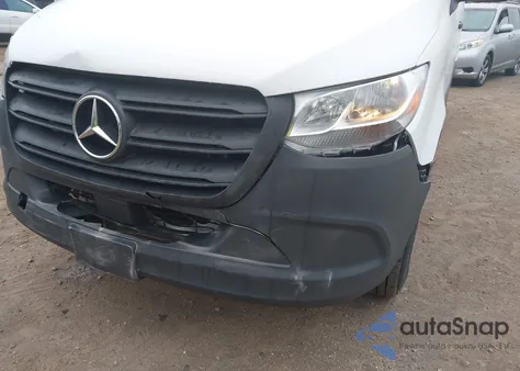 2025 Mercedes-Benz Sprinter 2500 High Roof 4-Cyl Diesel from USA, damaged, VIN W1Y4KCHY3ST204361